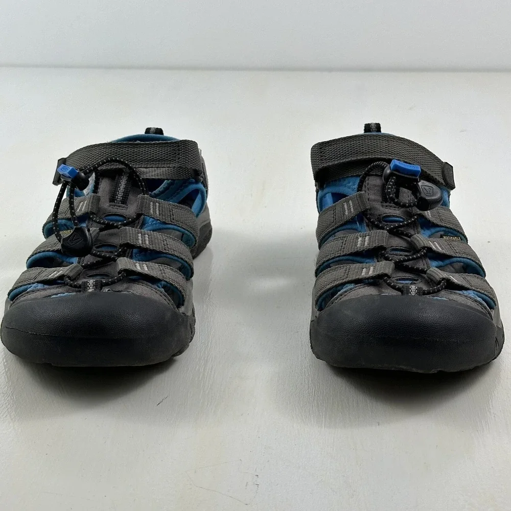 Keen Newport H2 Men's‎ 6 Grey Blue Hiking Closed Toe Water Sandals Shoes